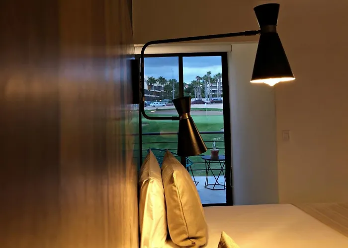 Six Two Four Urban Hotel 4*