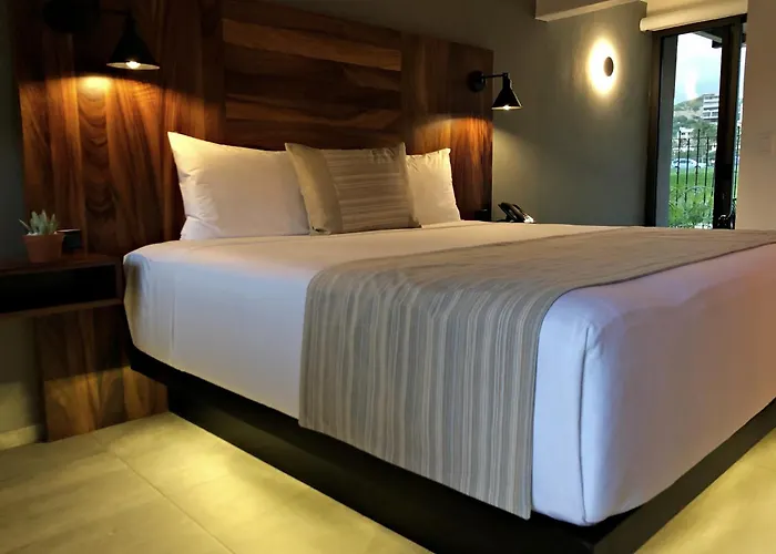 Six Two Four Urban Hotel